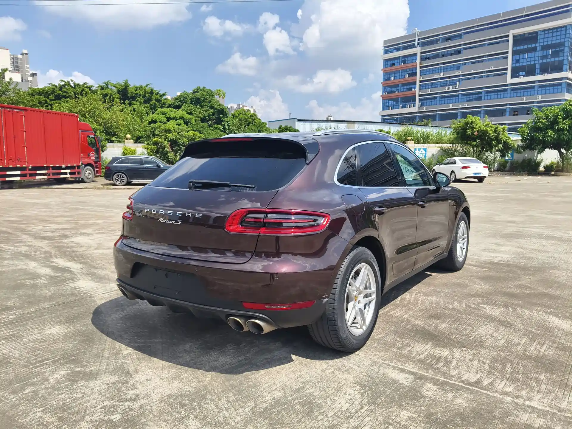 Фото 6 - Porsche Macan