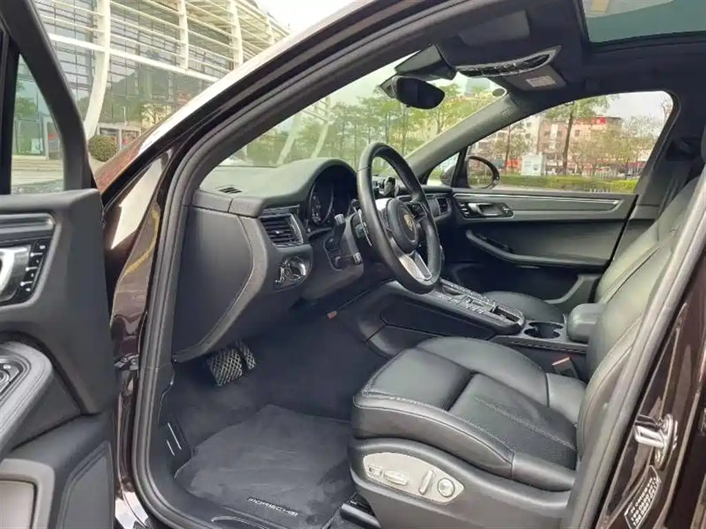 Porsche Macan 2017 Macan 2.0T фото 7
