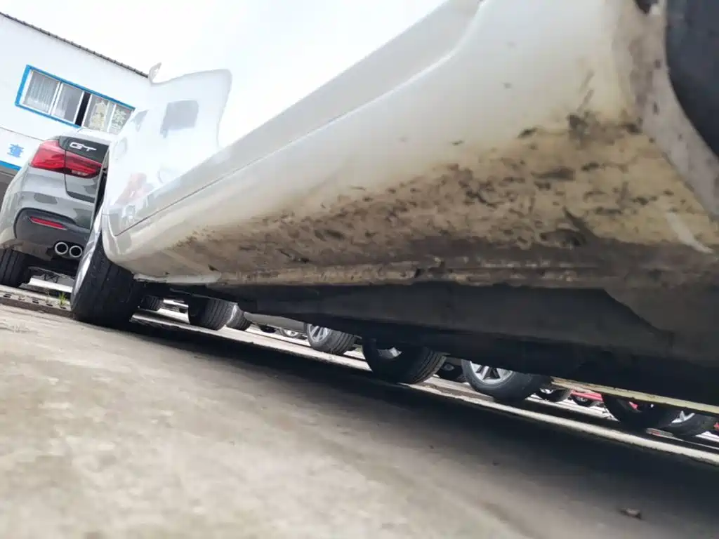 Geely Emgrand 2015 2015 Sedan 1.5L CVT Upward Edition