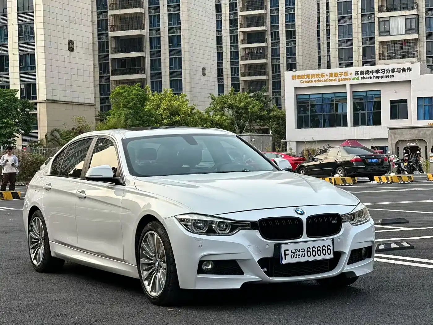 BMW 3 Series 2018 320Li Fashion Style фото 3