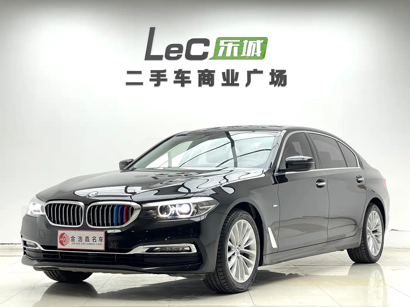 BMW 5 Series 2018 525Li Luxury Package
