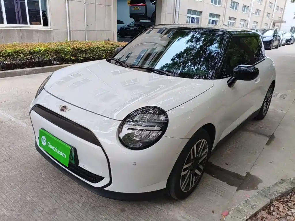 MINI Electric MINI COOPER 2025 Model 456km COOPER E Classic