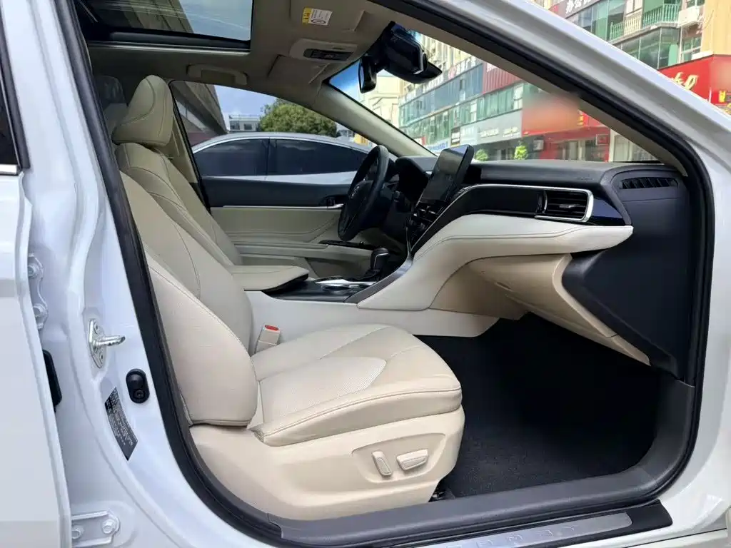 Toyota Camry 2022 2021 2.5G Luxury Edition