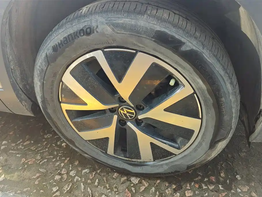 Volkswagen Tayron 2024 300TSI 2WD Luxury Plus Advanced фото 6