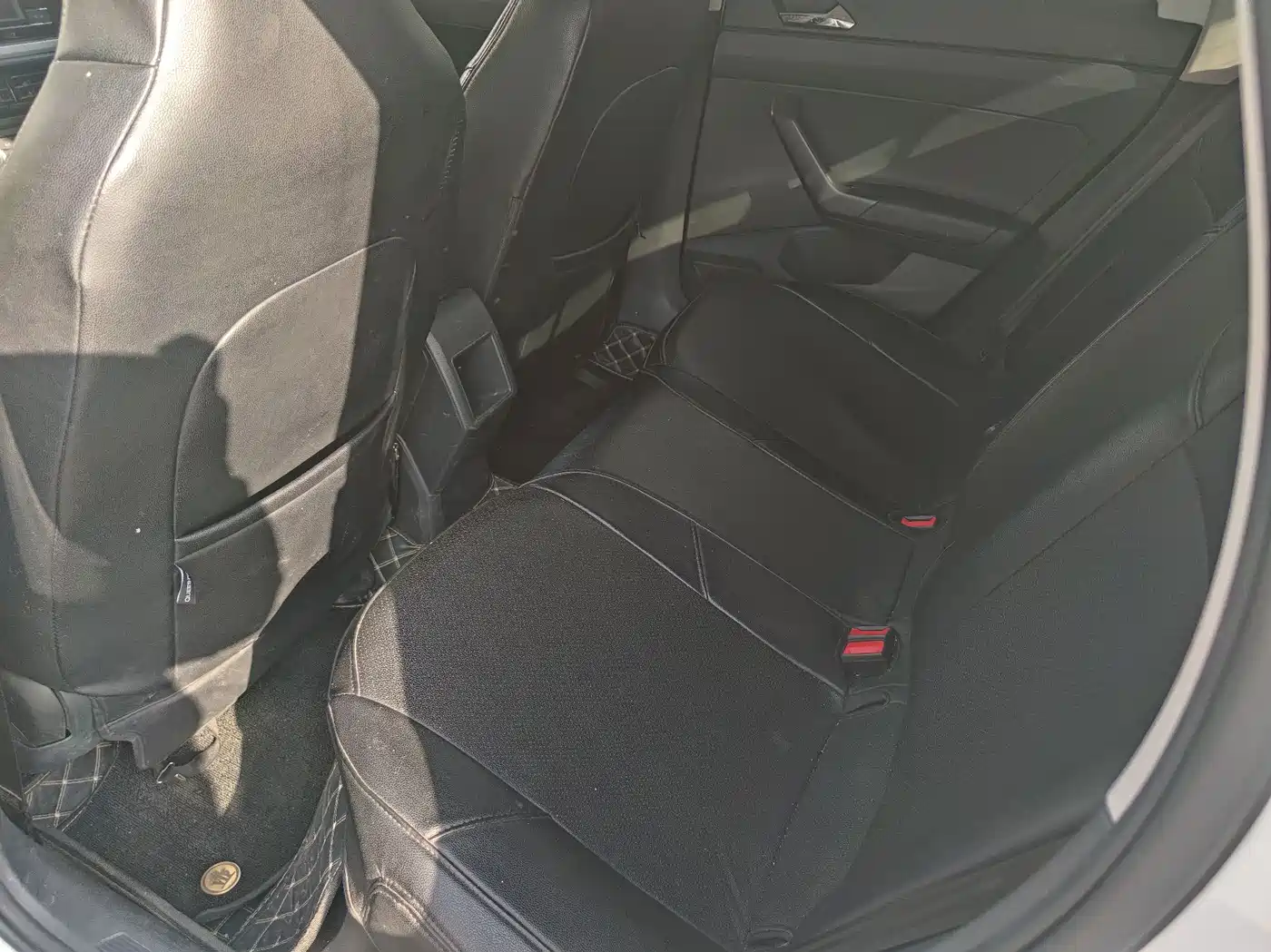 Volkswagen Polo 2019 Plus 1.5L Automatic Colorful Tech Edition фото 5