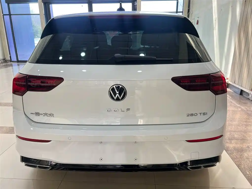 Volkswagen Golf 2021 280TSI DSG R-Line фото 5