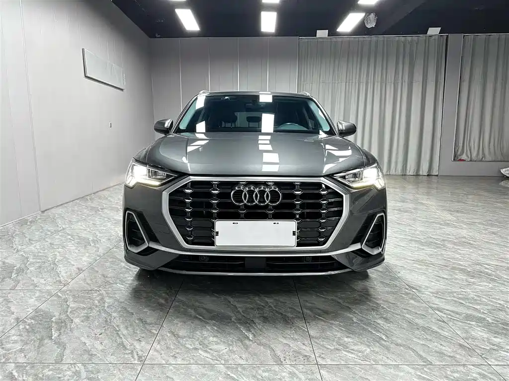 Audi Q3 2023 35 TFSI Fashion Dynamic (1.4T) фото 2