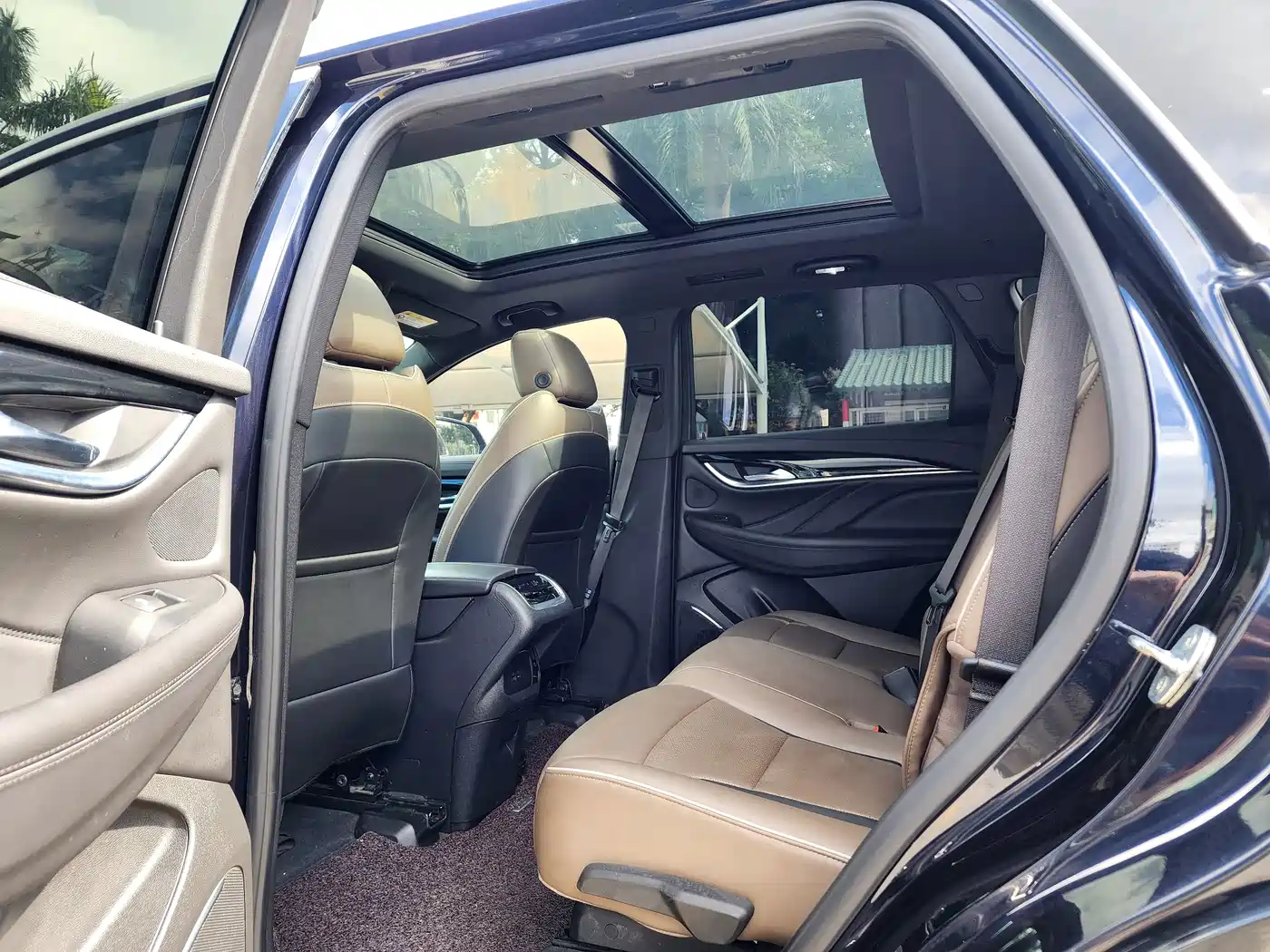Photo 10 - Buick Enclave