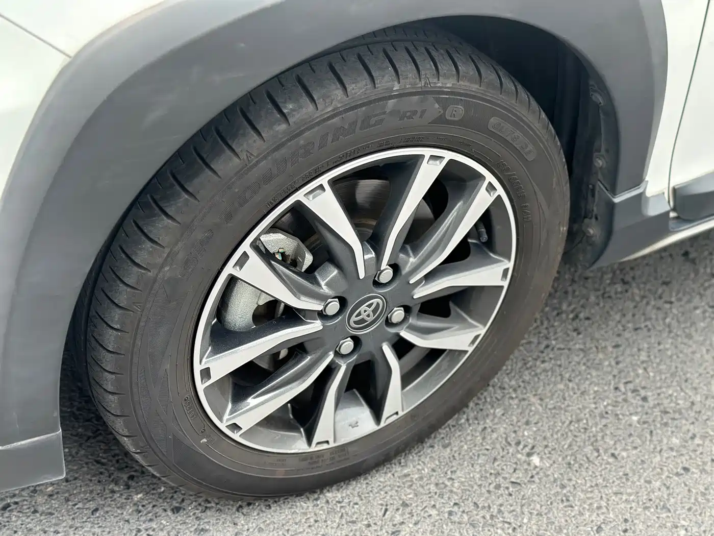 Toyota YARiS L Zhi Xuan 2022 Zhi Xuan X 1.5L CVT Luxury PLUS Edition фото 19