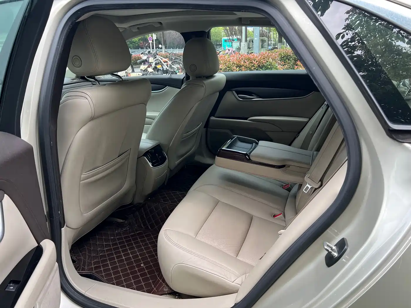 Cadillac XTS 2016 28T Technology фото 15