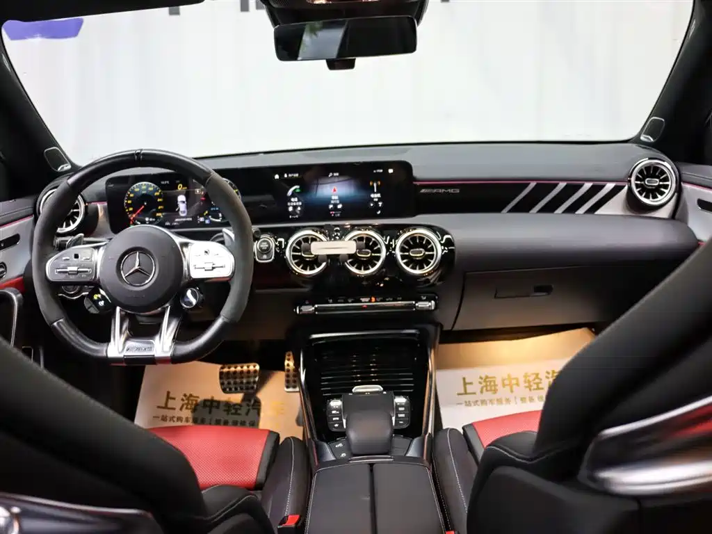MERCEDES-BENZ CLA AMG