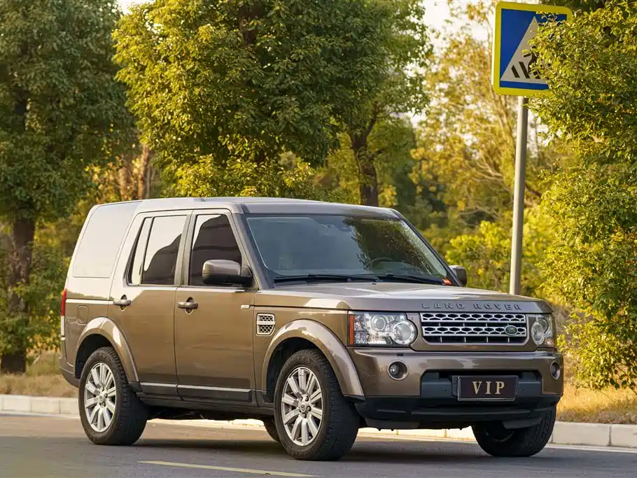 Land Rover Discovery 2012 3.0 SDV6 HSE Diesel фото 3