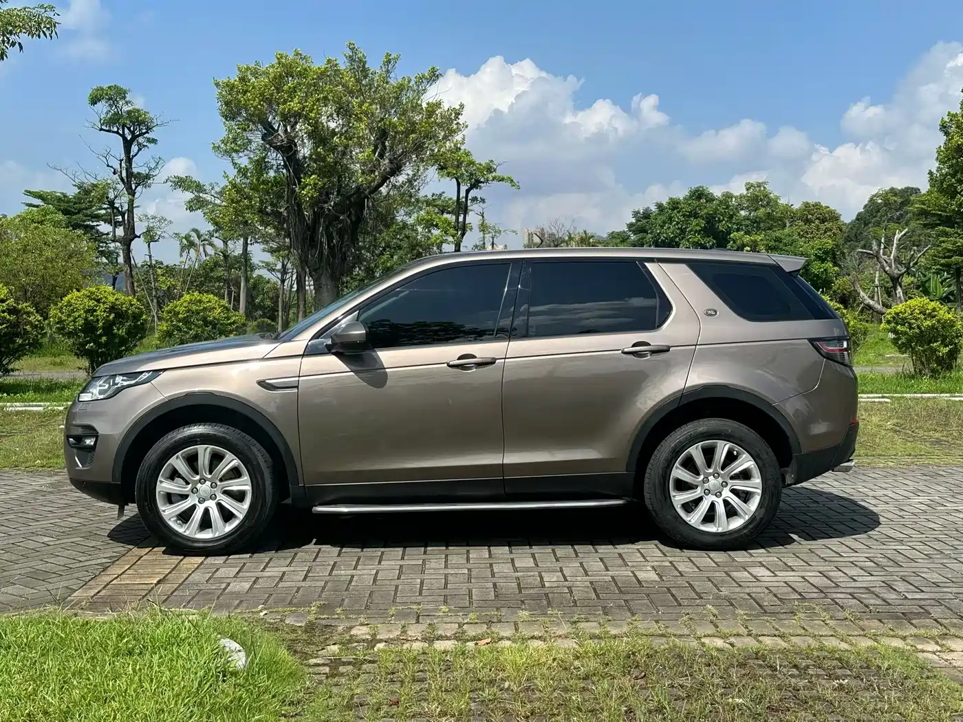 Фото 12 - Land Rover Discovery Sport