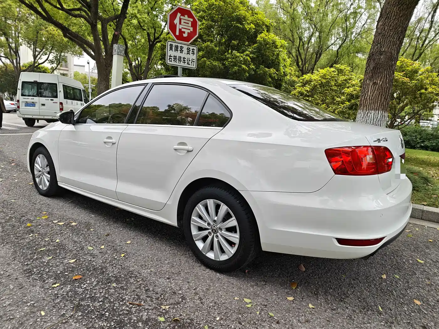 Volkswagen Sagitar 2014 Facelift 1.4TSI Automatic Luxury фото 6