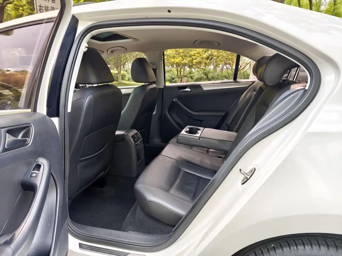 Volkswagen Sagitar 2014 Facelift 1.4TSI Automatic Luxury фото 19
