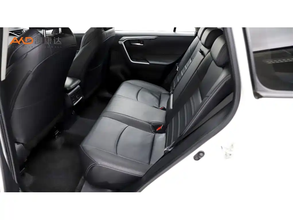 Toyota Wildlander 2020 2.0L CVT AWD Luxury Edition фото 7