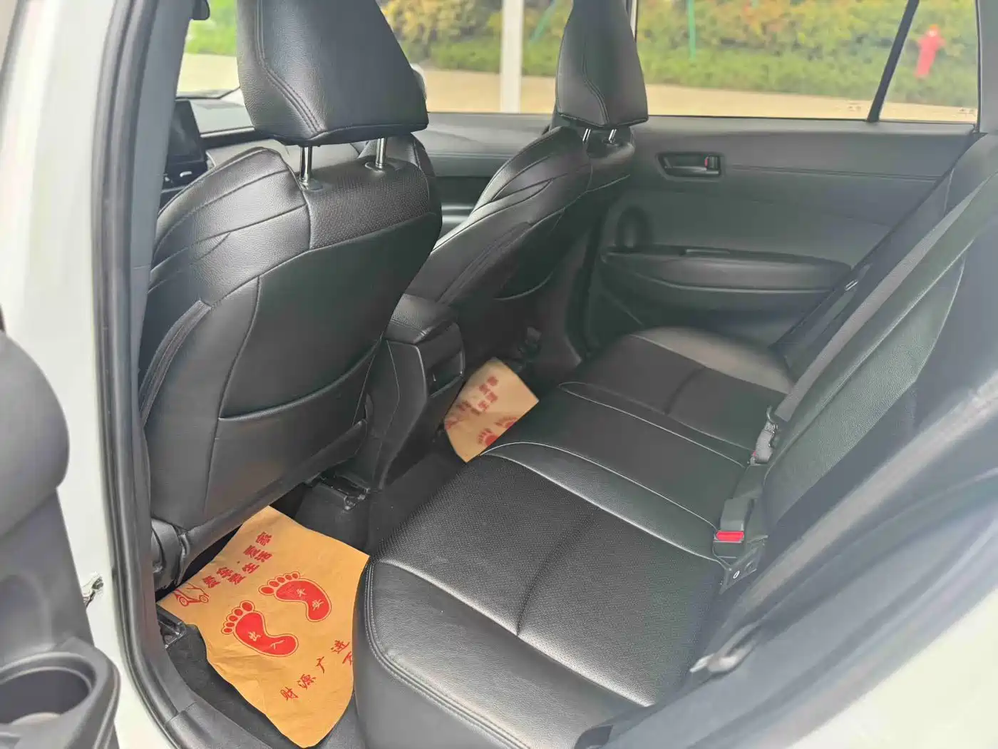 Toyota Frontlander 2022 2.0L CVT Elite фото 5