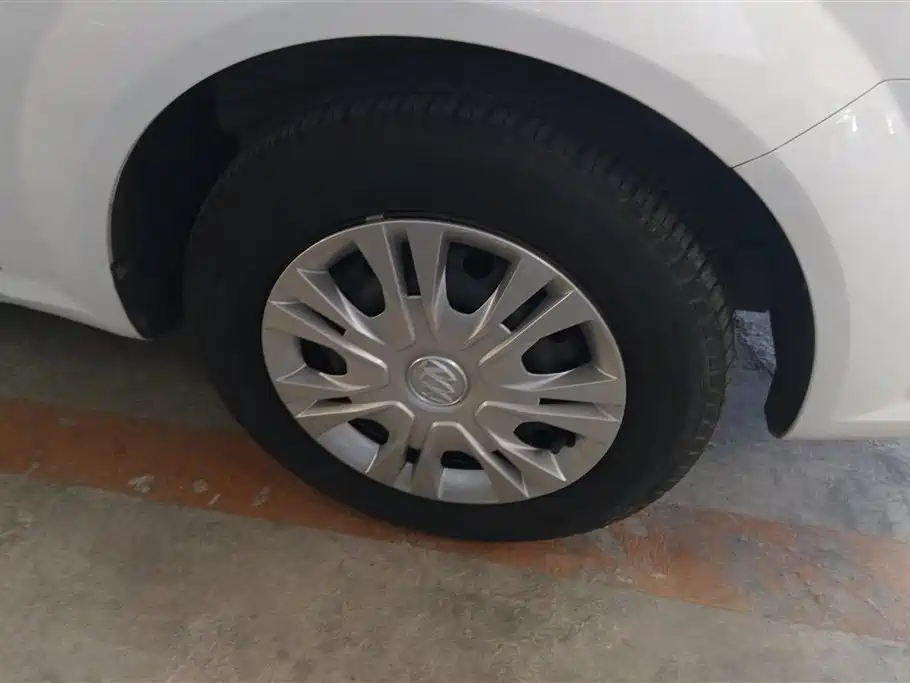 Buick Excelle 2015 1.5L Automatic Classic фото 6