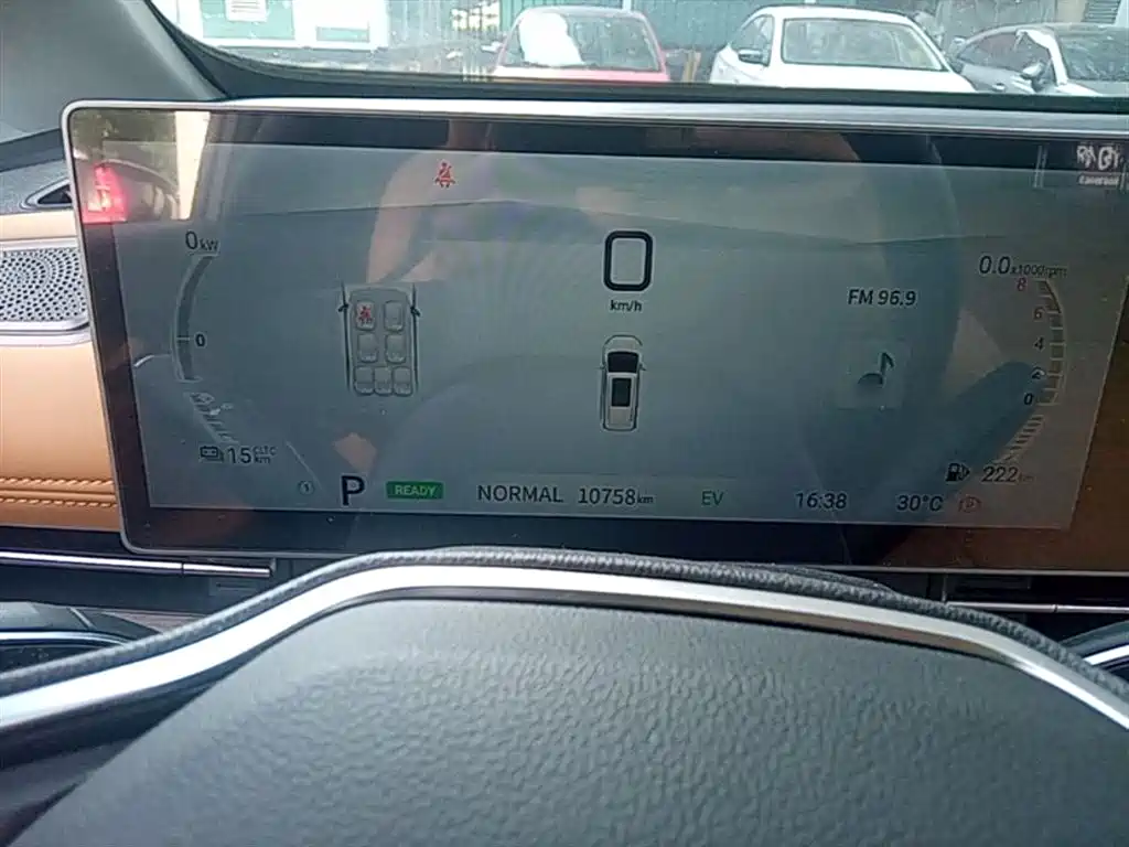 Фото 12 - Maxus Maxus G50 PHEV