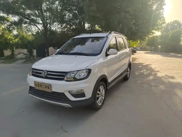  Dongfeng Fengguang Fengguang 370 2016 1.5L Manual Standard Type II 7-Seat
