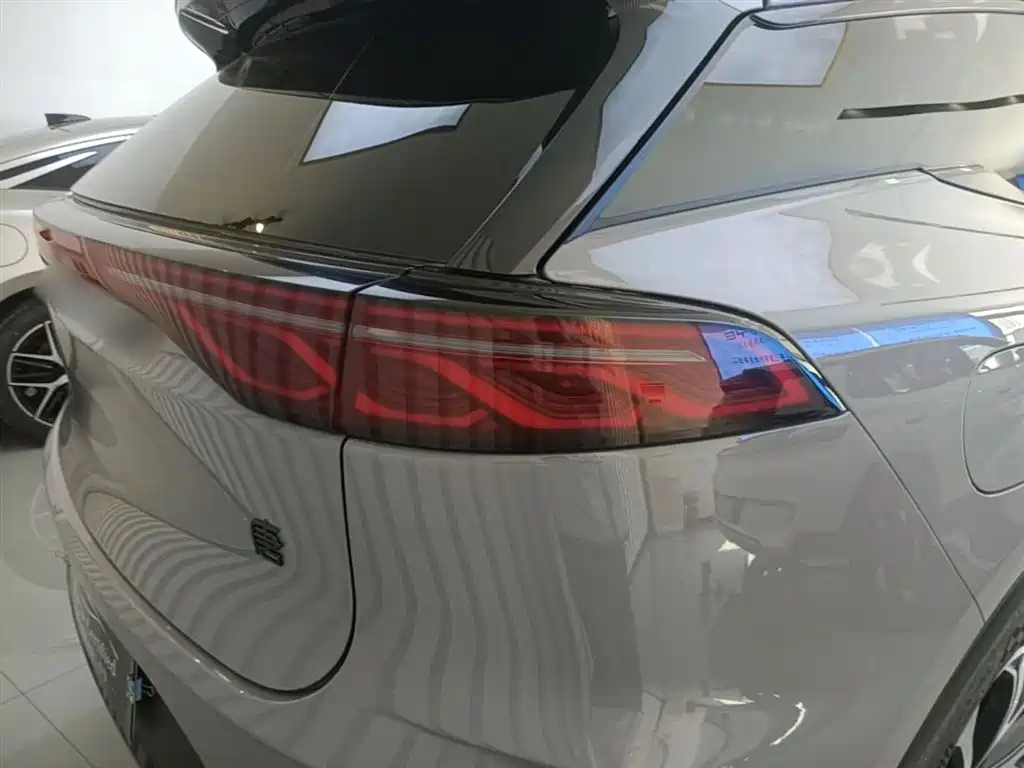 BYD Tang New Energy 2025 DM-i 115KM Cloud Chariot Flagship фото 8