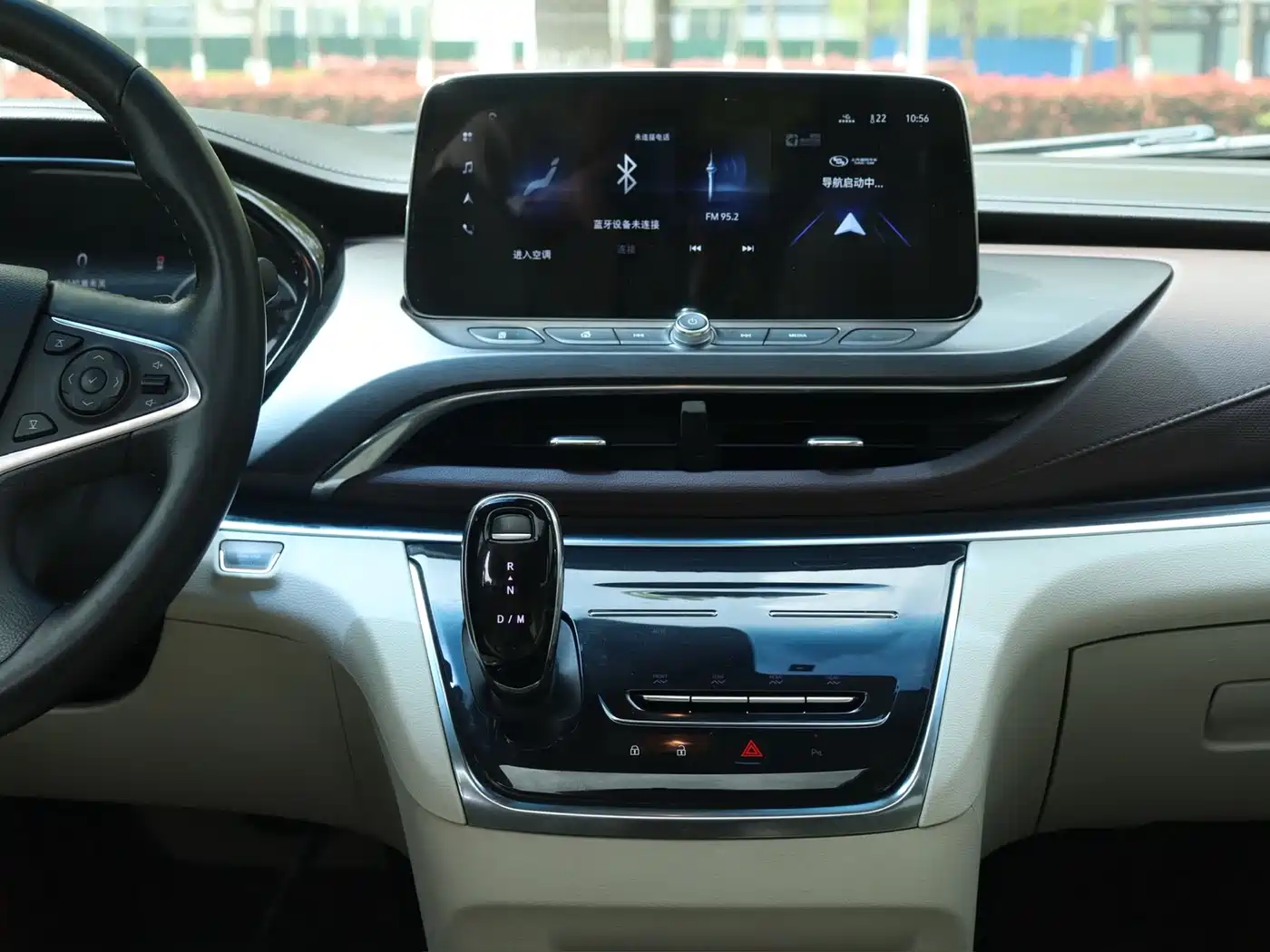 Buick GL8 2021 Land Business Class 652T Luxury фото 16