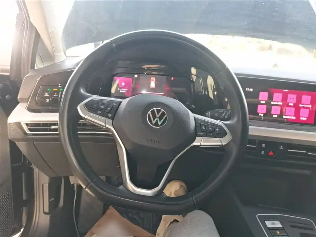 Volkswagen Golf 2021 280TSI DSG Pro фото 11