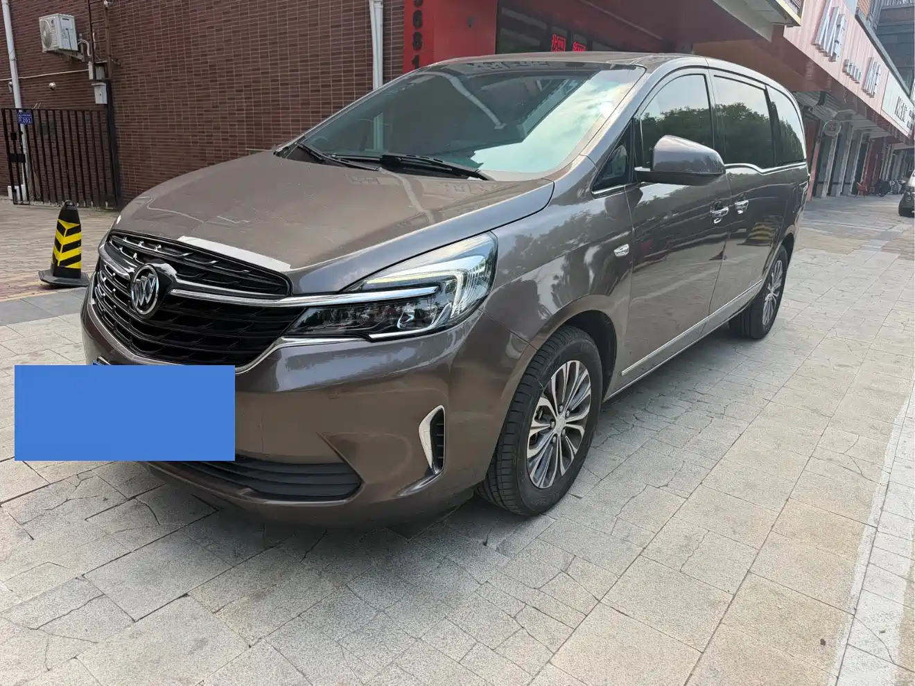 Buick GL8 2020 Model Land Business Class 652T Luxury