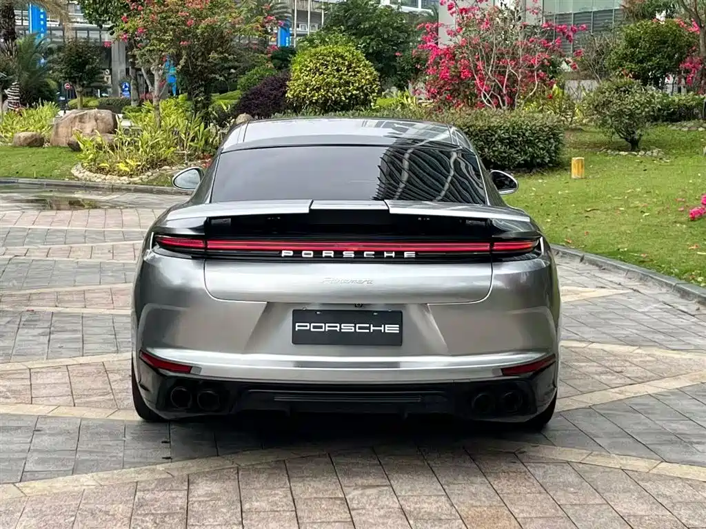 Porsche Panamera 2016 Panamera Executive Edition 3.0T фото 8
