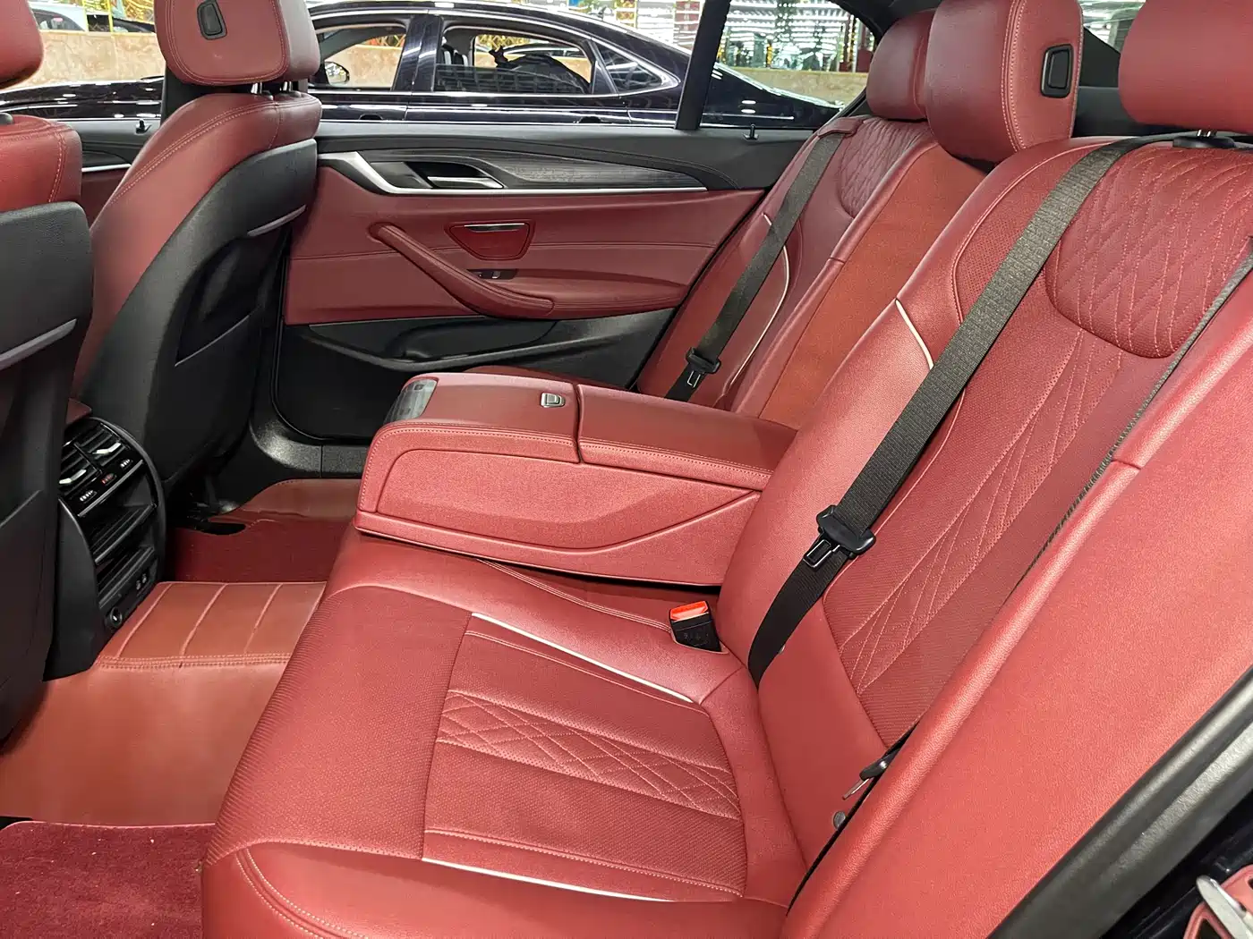 BMW 5 Series 2021 530Li Leading M Sport Package фото 21