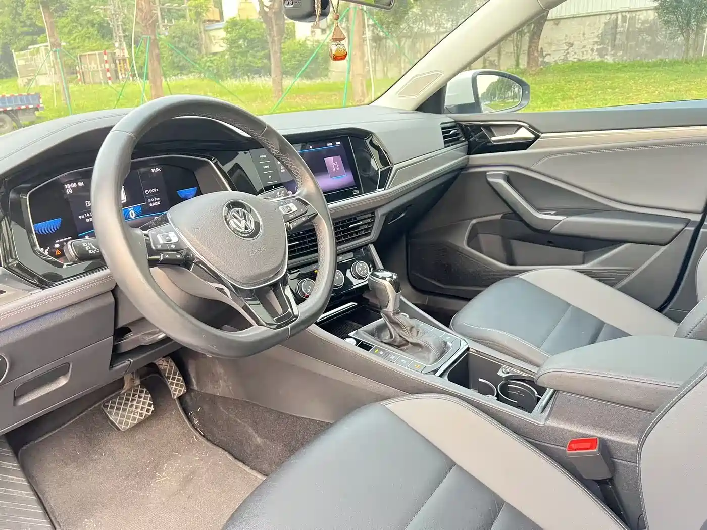 Volkswagen Sagitar 2021 200TSI DSG Comfort Smart Edition фото 11