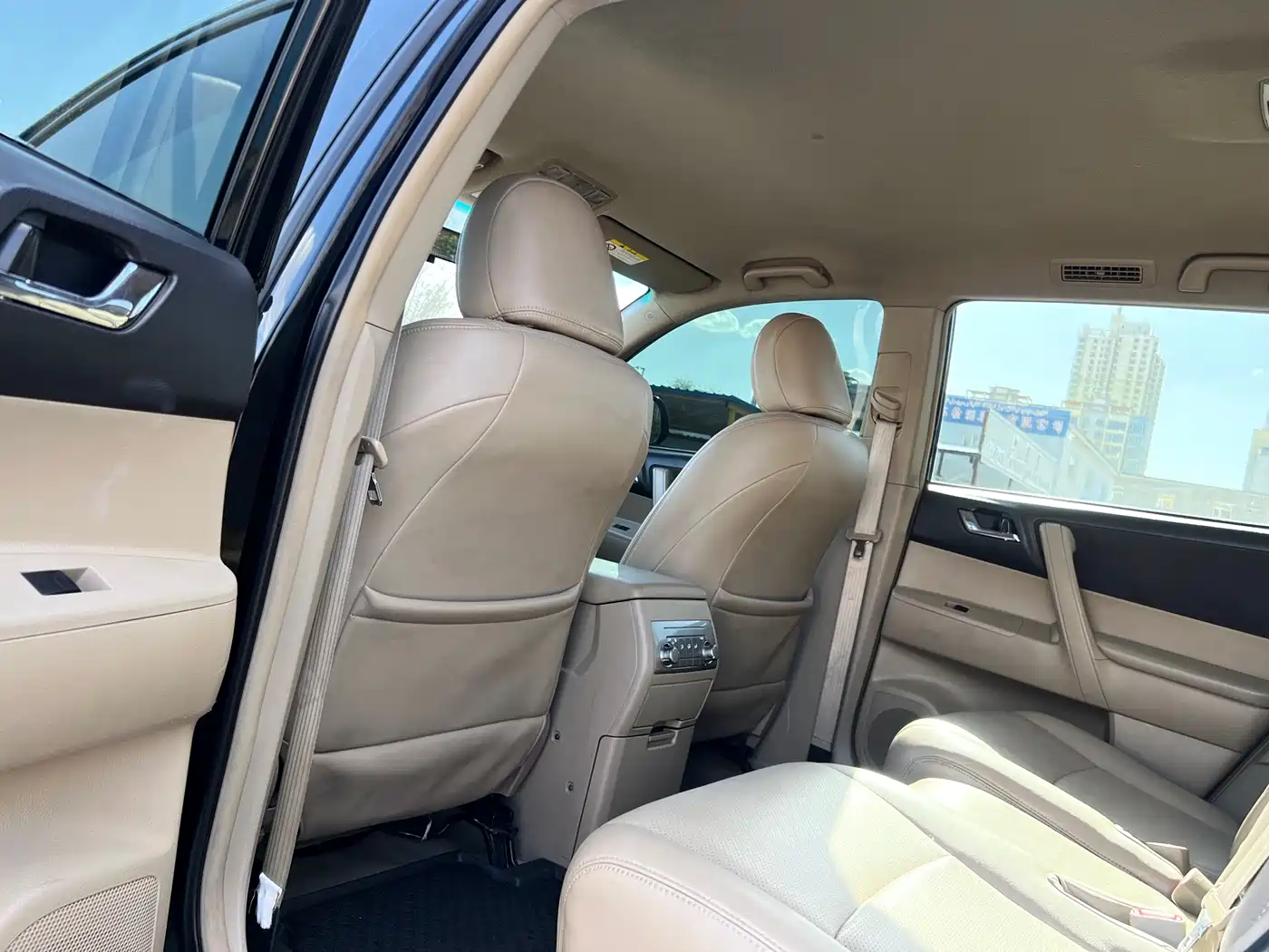 Toyota Highlander 2012 3.5L 4WD 7-Seater Elite Edition фото 5
