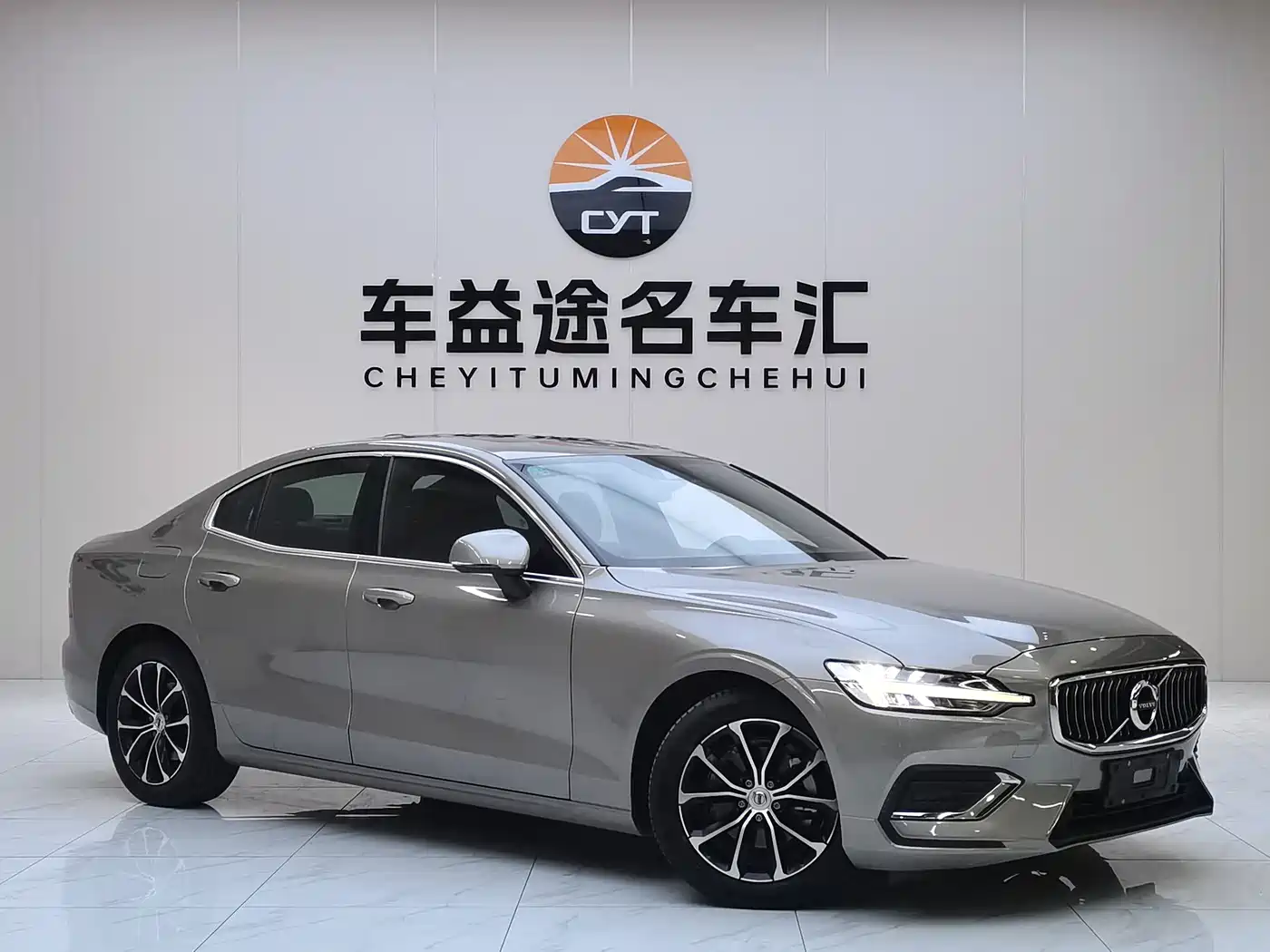 VOLVO S60