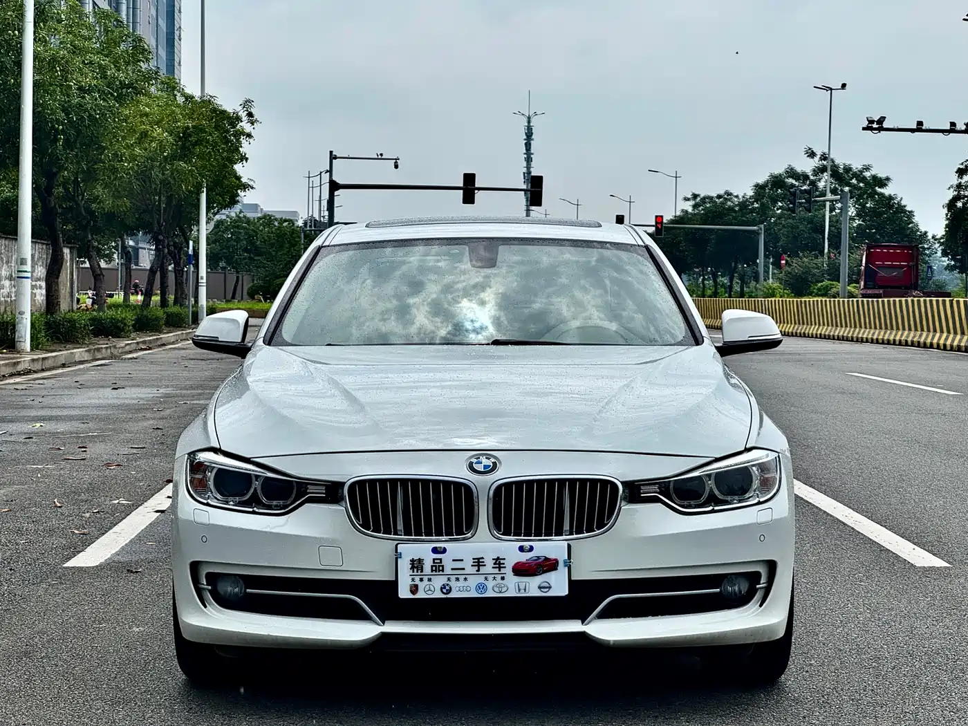 BMW 3 Series 2013 320Li Style Design Package фото 2