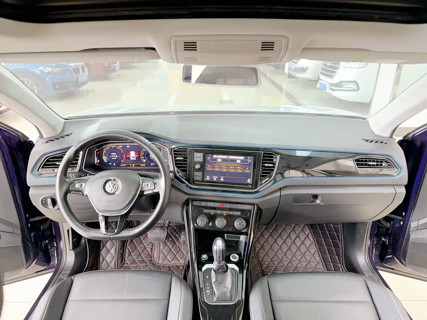 Volkswagen T-ROC 2020 280TSI DSG 2WD Comfort фото 12