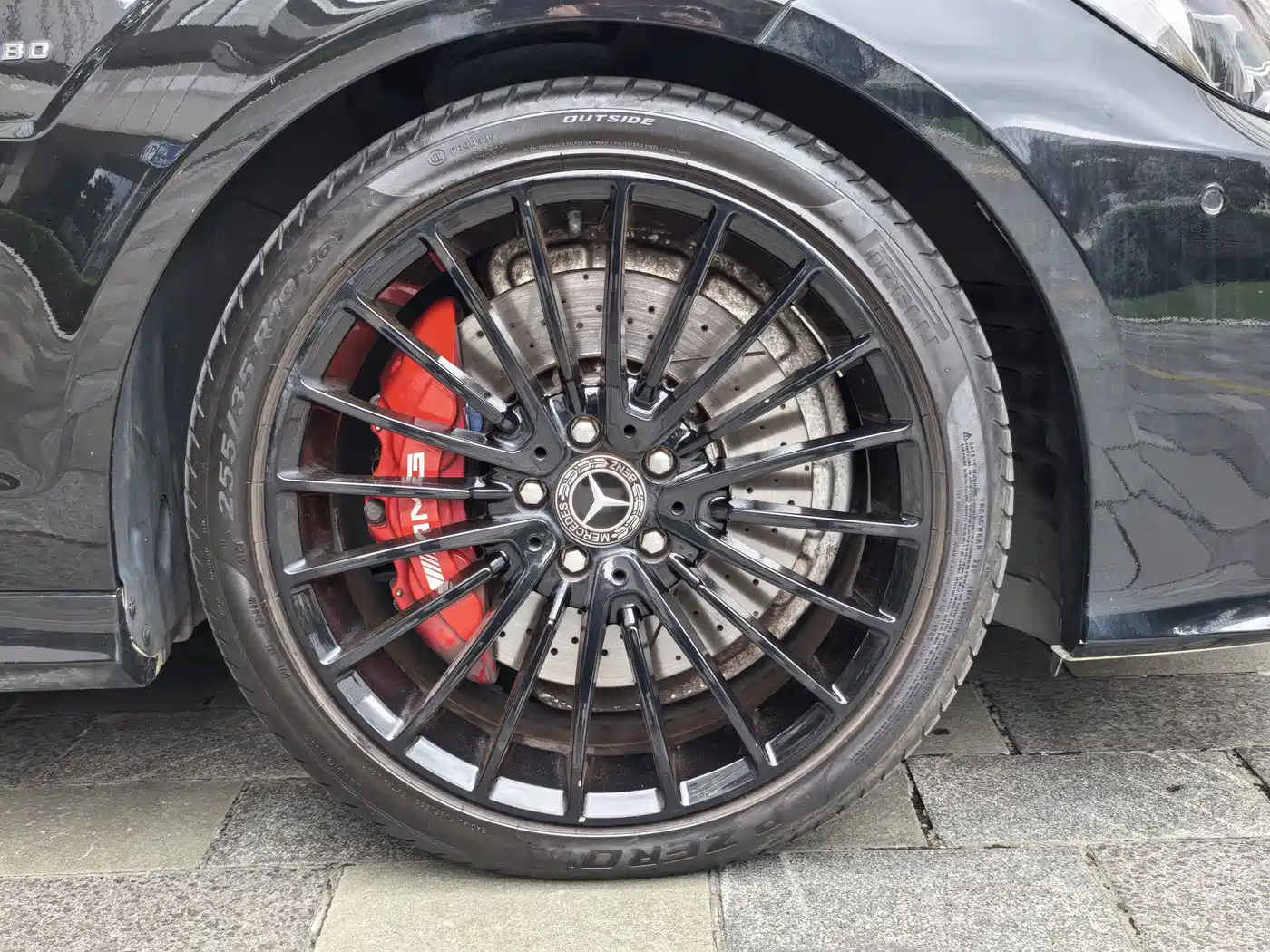 Mercedes-Benz CLS AMG 2015 AMG CLS 63 4MATIC фото 4