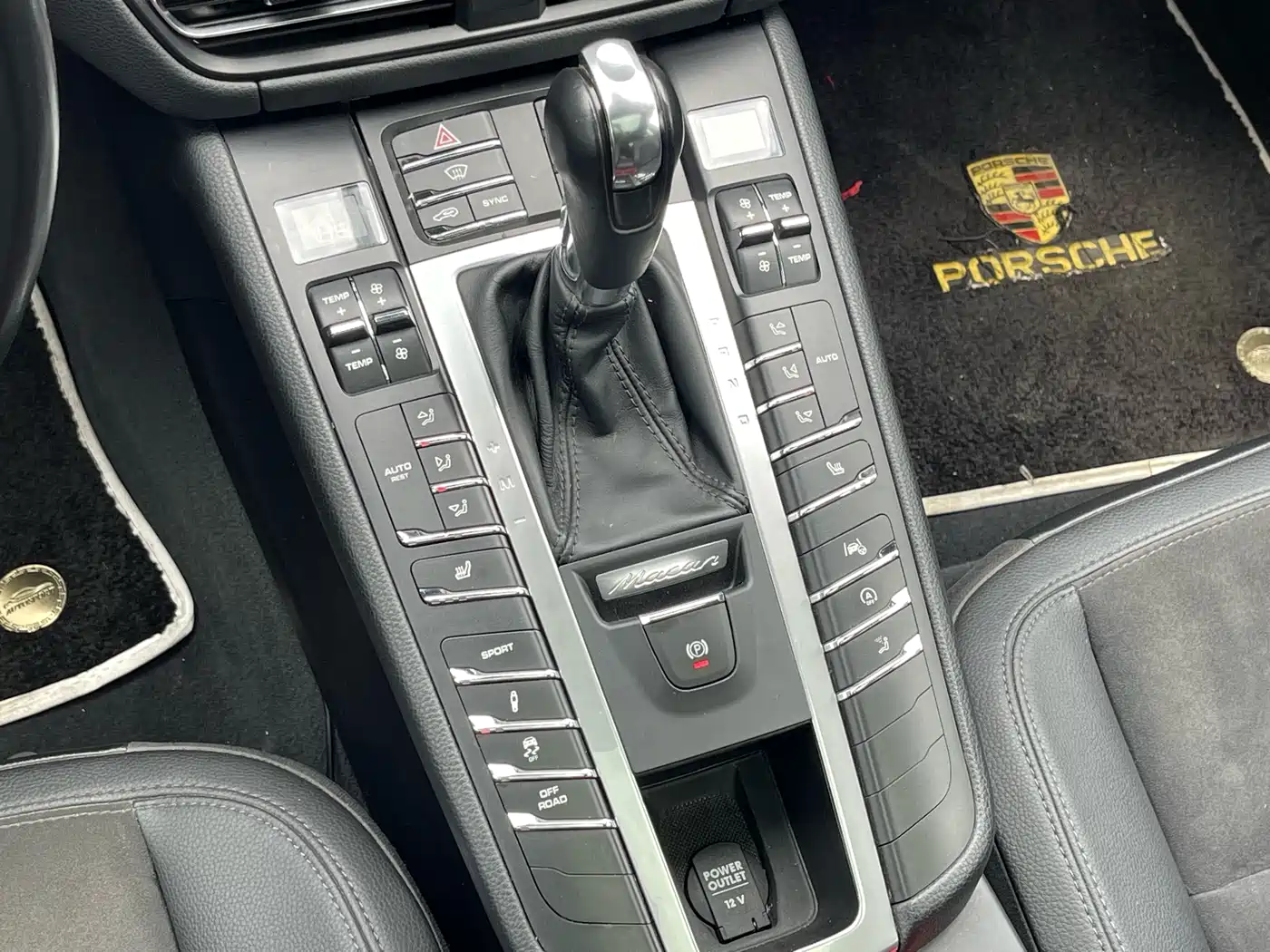 Porsche Macan 2018 Macan 2.0T фото 19