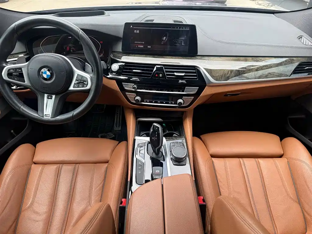 BMW 6 Series GT 2020 630i M Sport Package фото 8