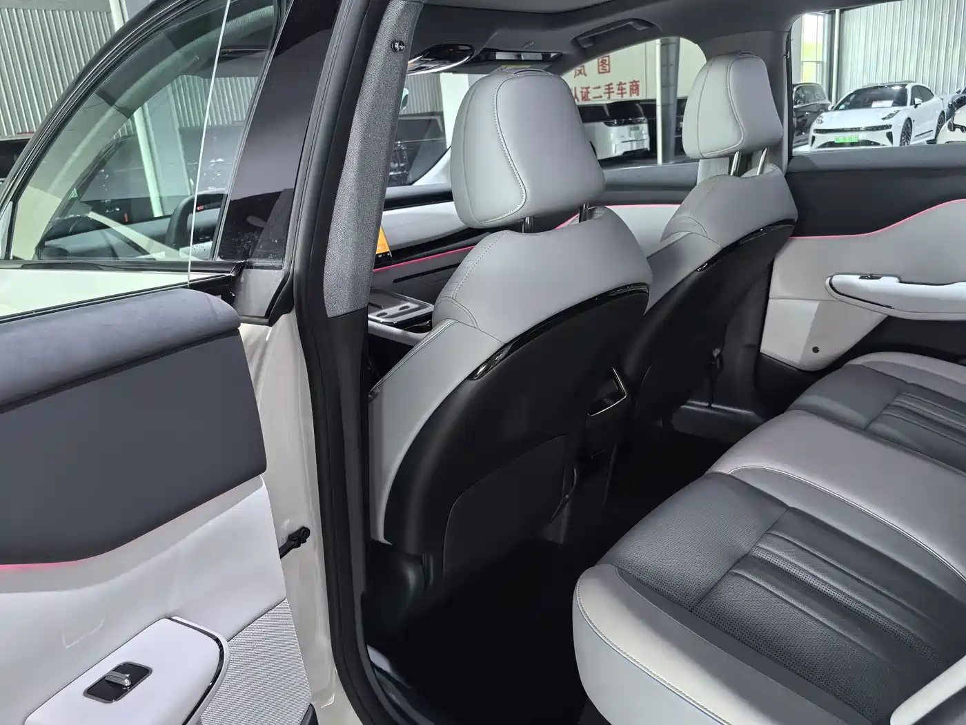 Voyah Auto Voyah Zhiyin 2024 Long Range Smart Edition фото 8