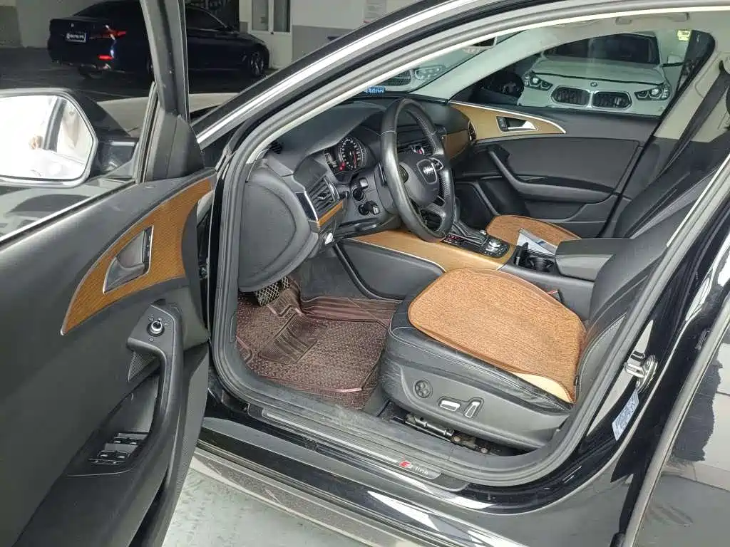 Фото 10 - Audi A6L