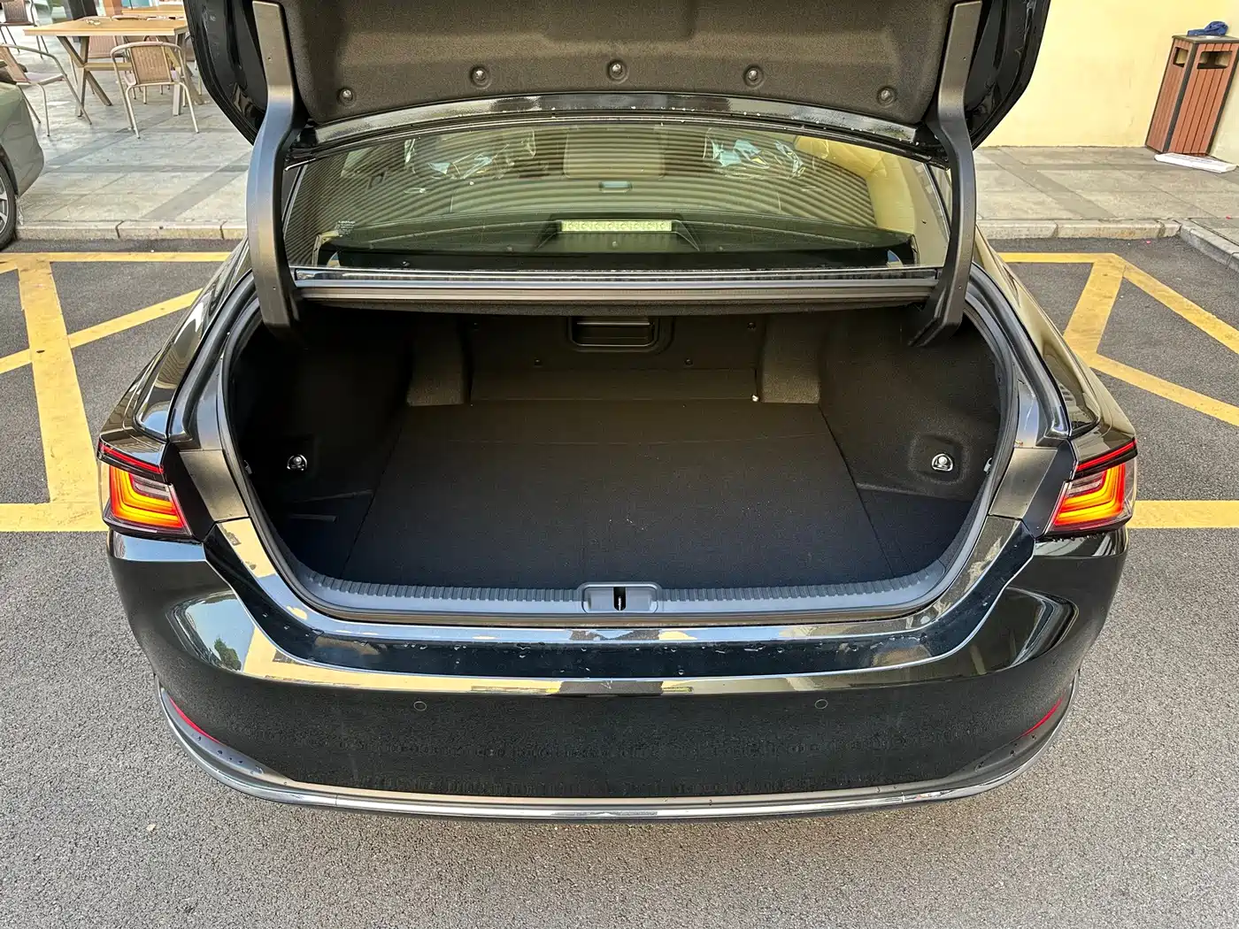Lexus ES 2026 2025 200 Ultimate Edition