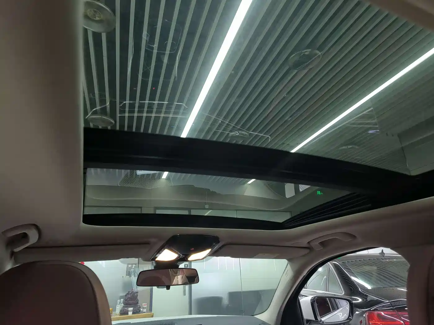 BMW i3 2022 eDrive 35 L фото 10