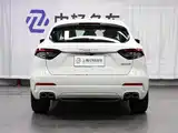 Фото 3 - Maserati Levante