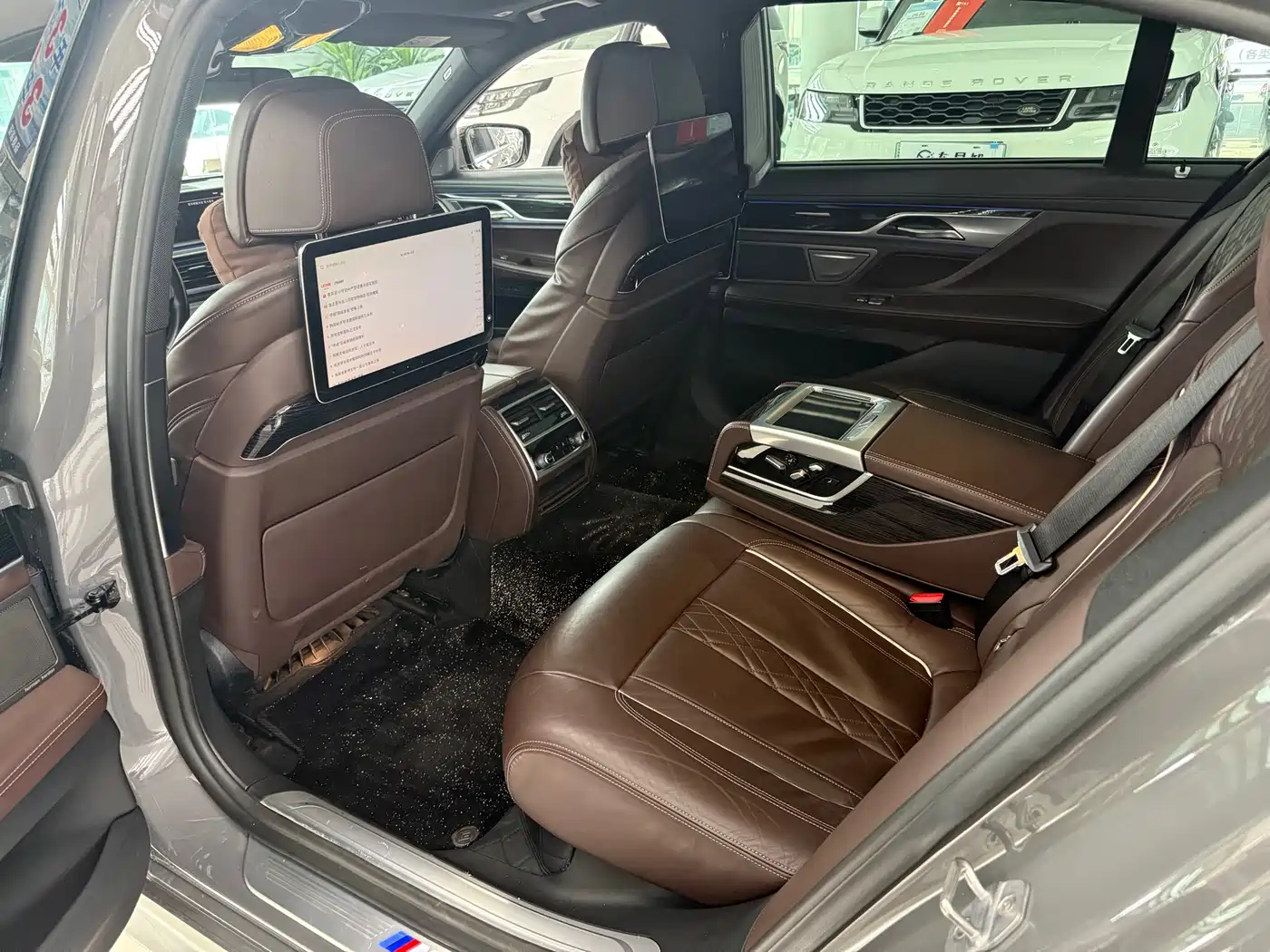 BMW 7 Series 2019 740Li Leading M Sport Package фото 11