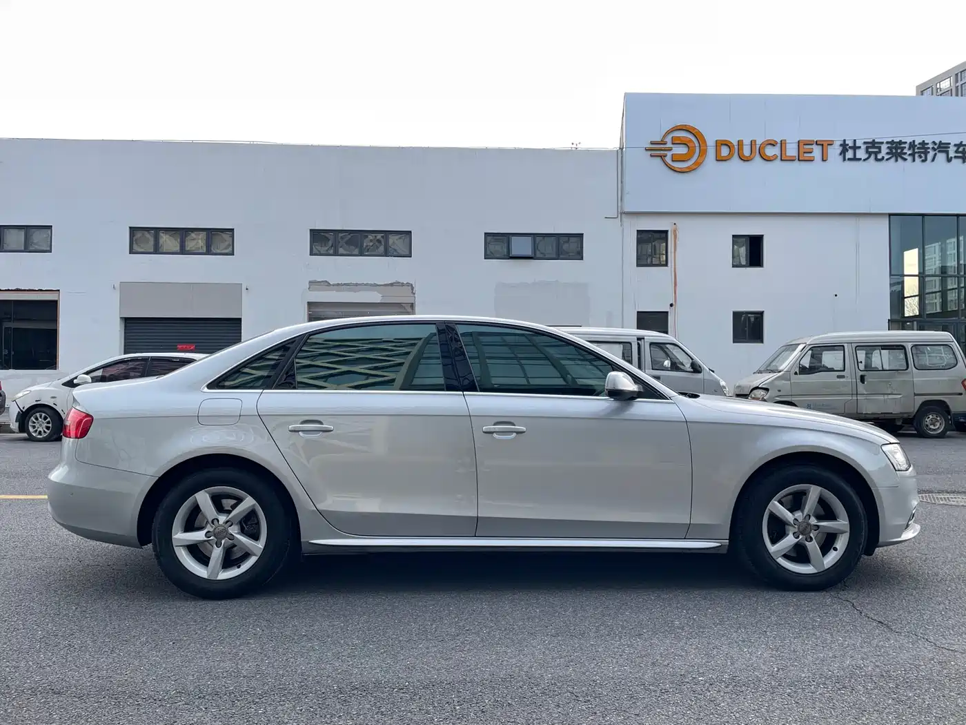 Audi A4L 2013 35 TFSI Automatic Comfort фото 16