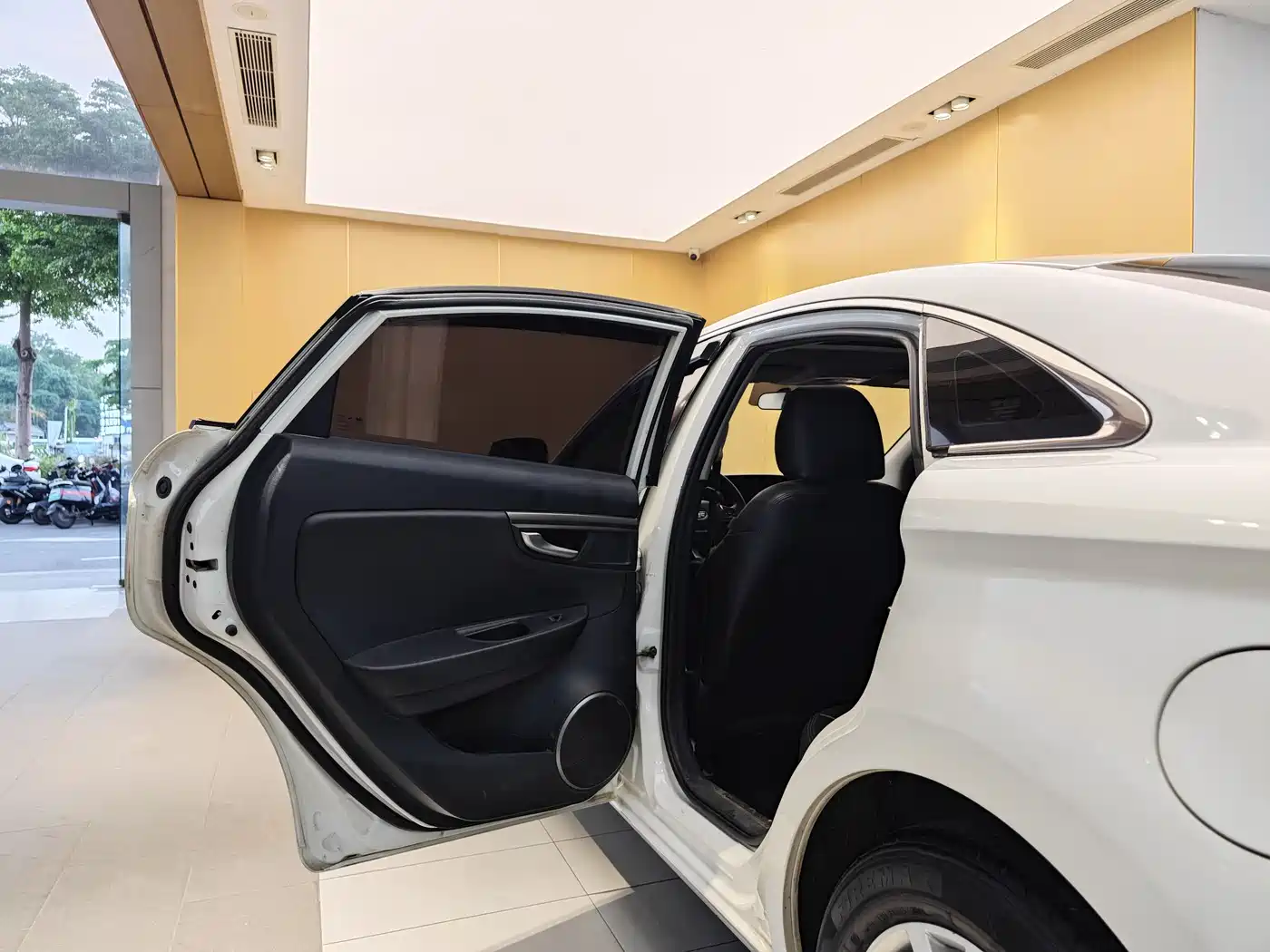 Besturn B50 2018 2016 1.4T Automatic Luxury