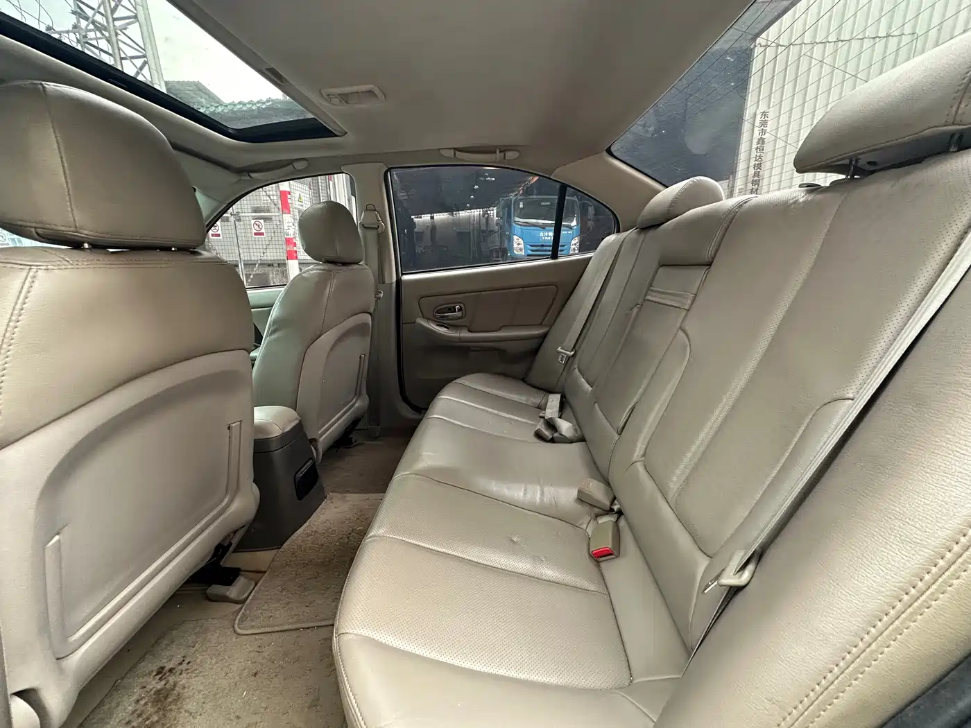 Hyundai Elantra 2005 Model 1.6L Automatic Luxury фото 5