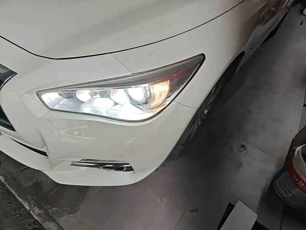 Infiniti Q50L 2016 2016 Model 2.0T Comfort Edition