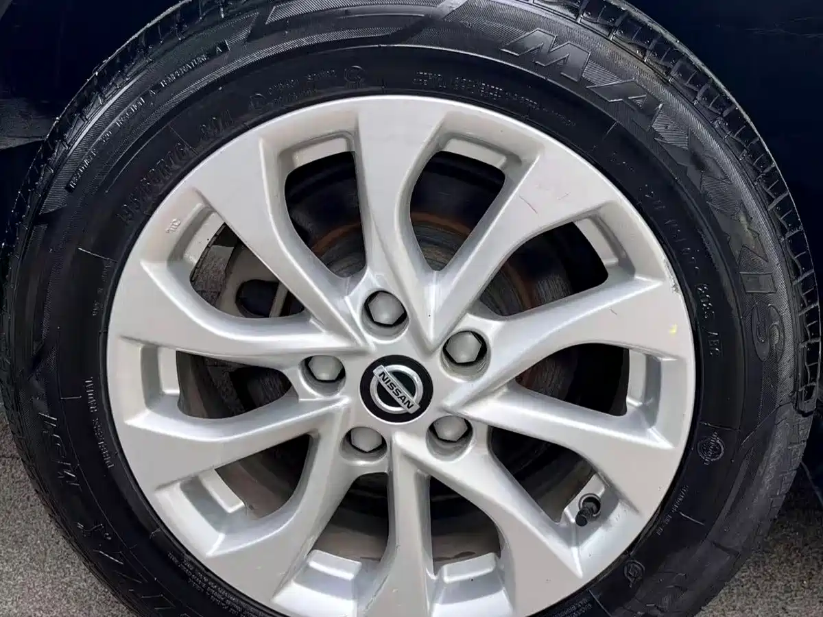 Фото 12 - Nissan Sylphy