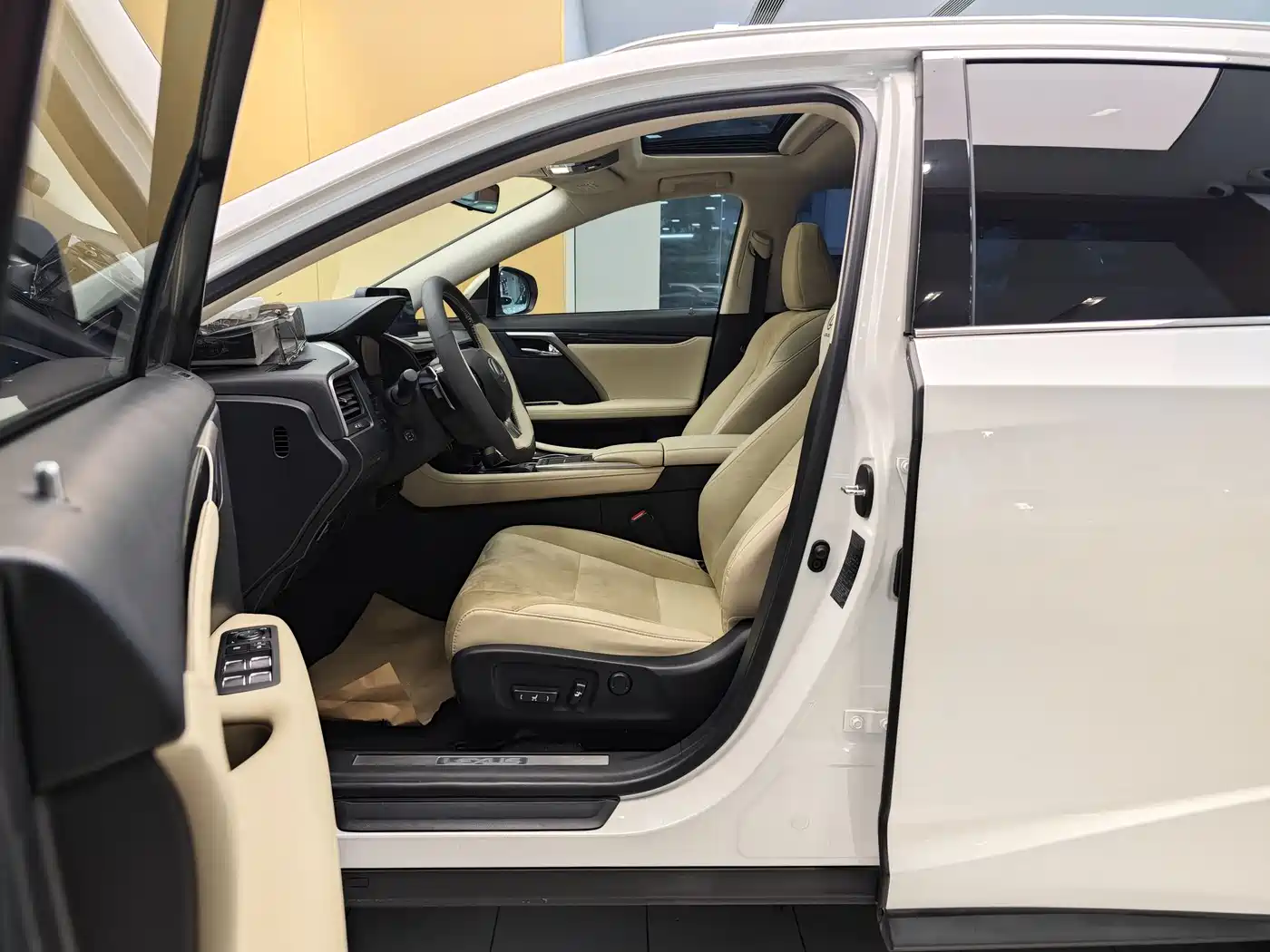 Lexus RX 2020 300 2WD Elite Edition China VI фото 13